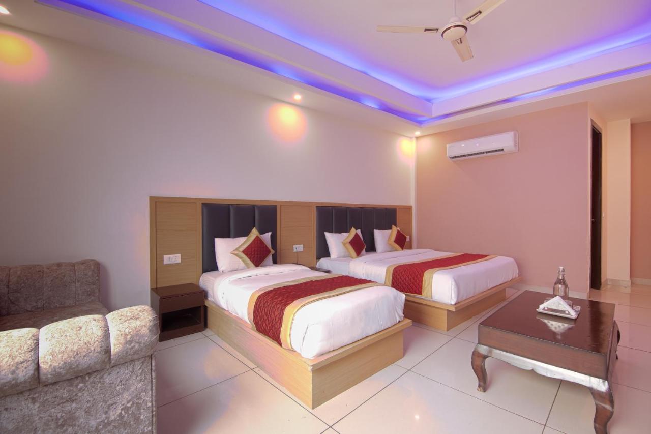 Hotel Del Inn By F9 Hotels - Near Igi Airport New Delhi Exterior photo