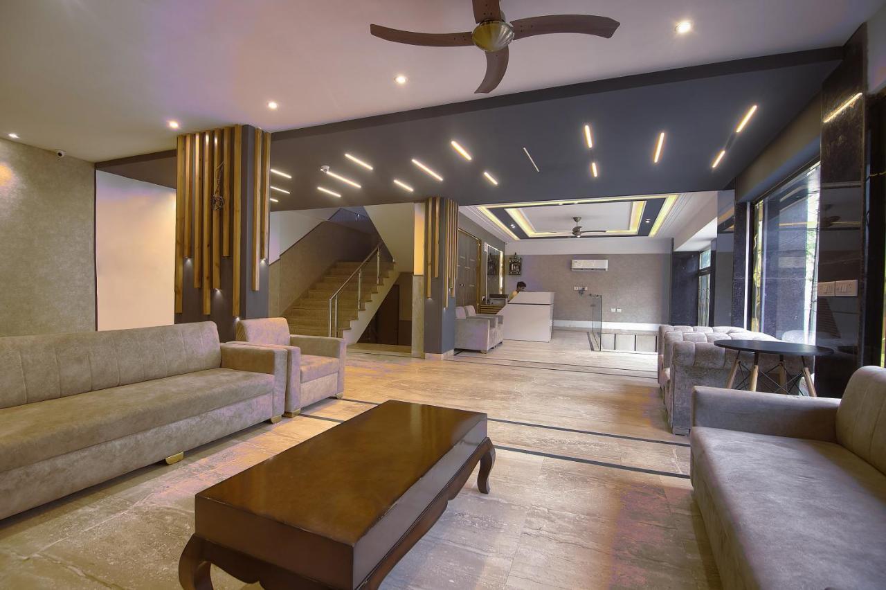 Hotel Del Inn By F9 Hotels - Near Igi Airport New Delhi Exterior photo